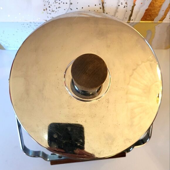 Vintage Pristine Atapco Shiny Chrome Wood Handle/Top Ice Bucket USA '60s - Picture 2 of 6